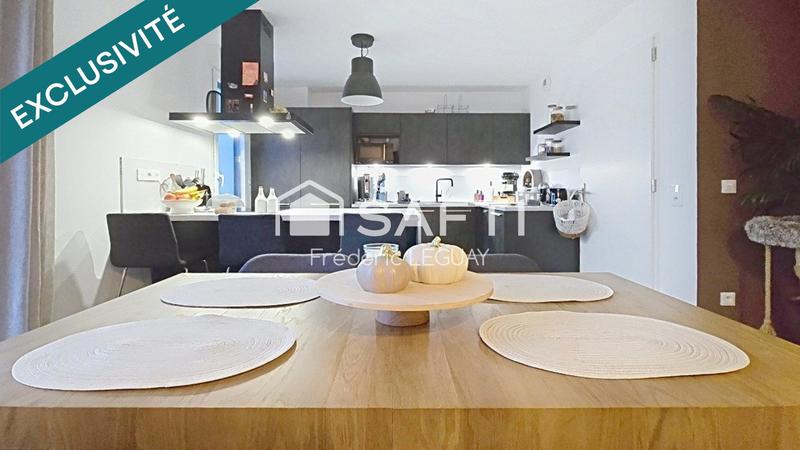 Maison - 99 m² - 4 pièces