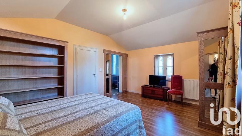 Maison - 445 m² - 11 pièces