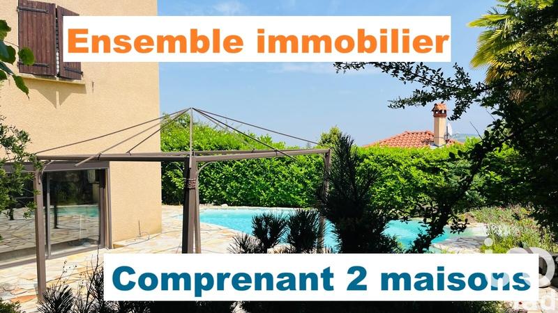 Maison - 275 m² - 8 pièces