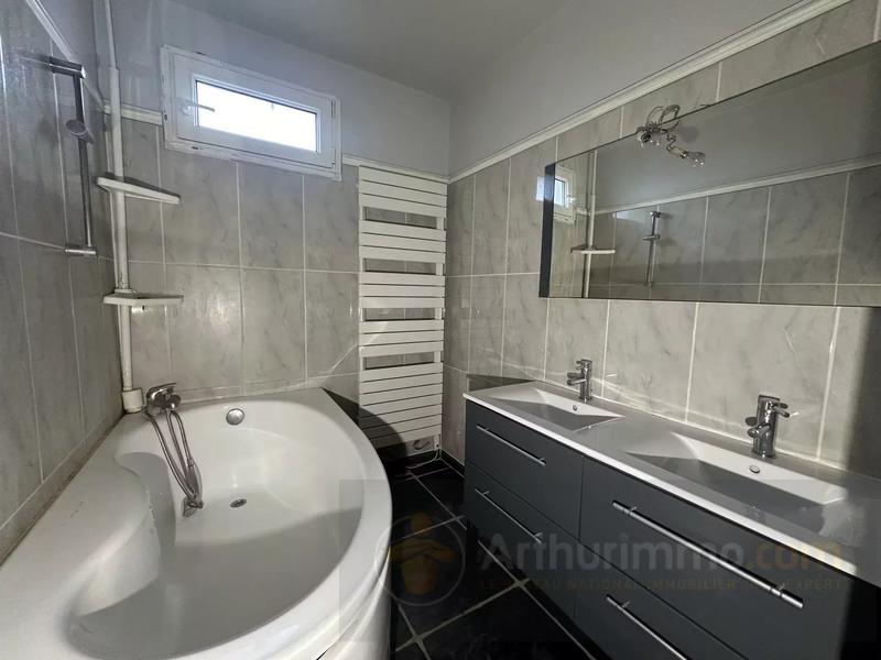 Maison - 154 m² - 7 pièces