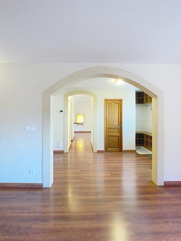 Maison - 169 m² - 6 pièces