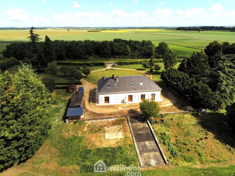 Maison - 280 m² - 10 pièces