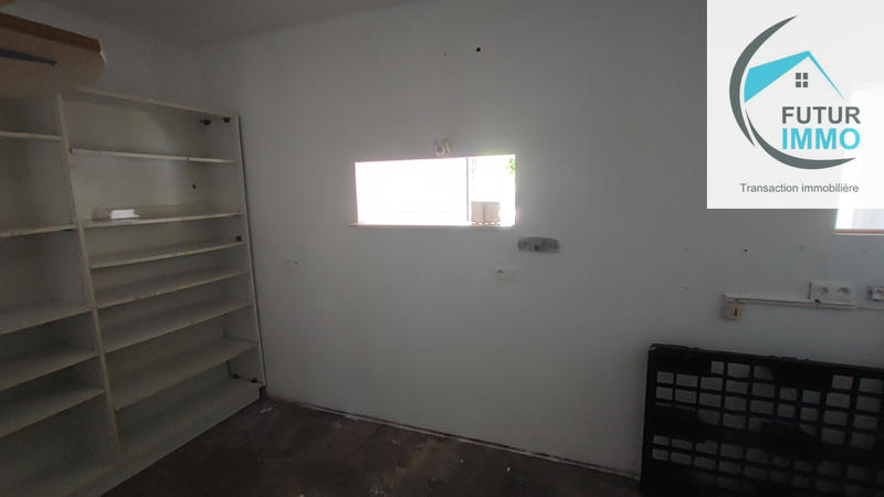 Local commercial - 80 m² - 3 pièces