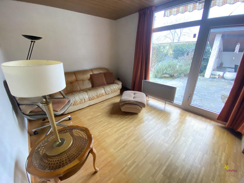 Maison - 223 m² - 7 pièces