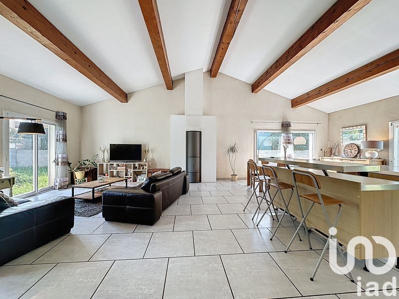 Maison - 140 m² - 5 pièces