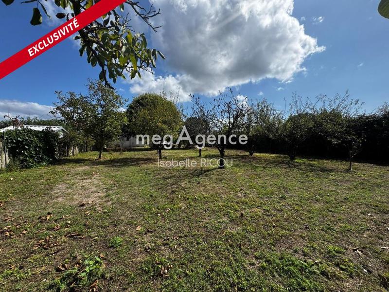 Terrain constructible - 721 m²