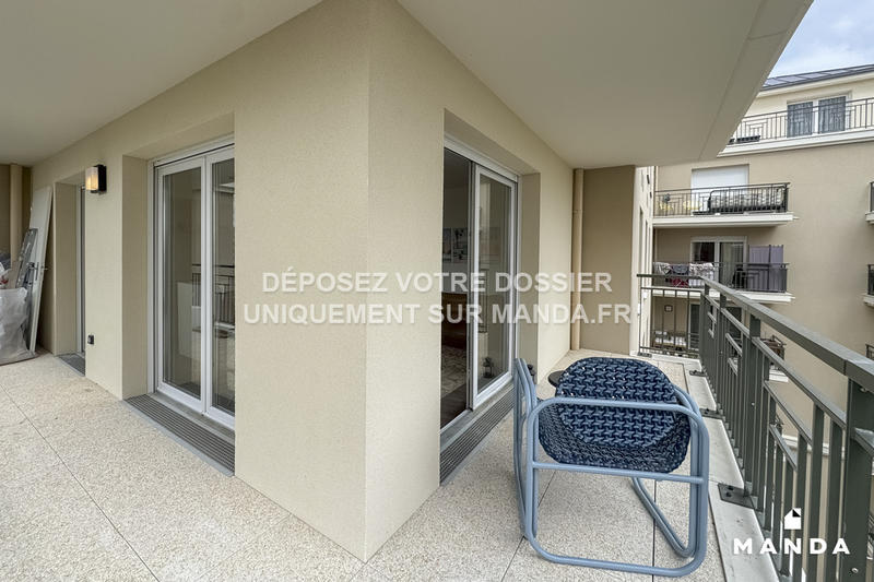 Chambre - 9 m² - 4 pièces