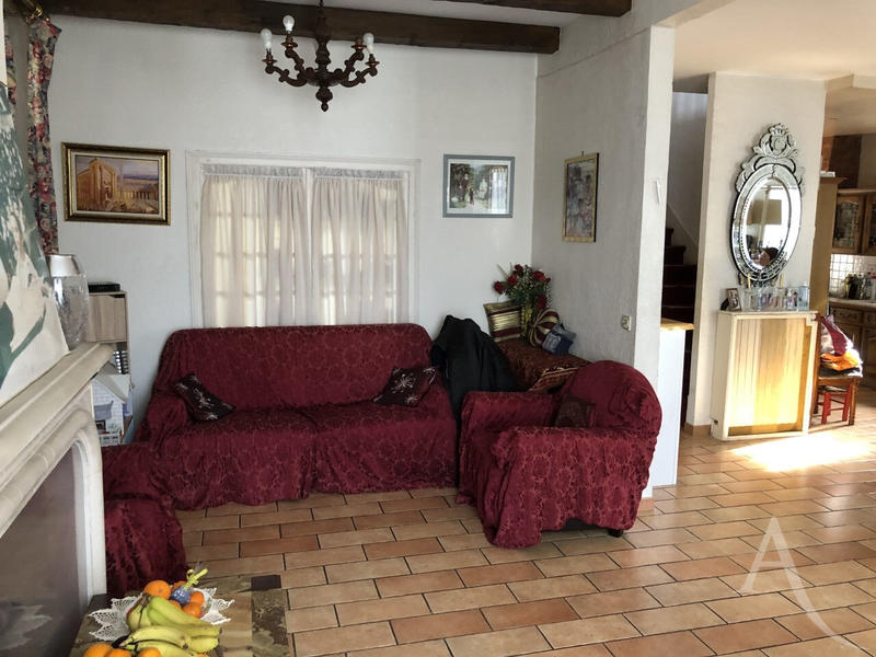 Maison - 162 m² - 6 pièces