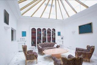 Maison - 573 m² - 20 pièces