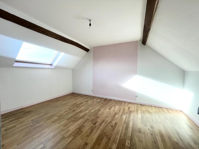 Maison - 104 m² - 5 pièces