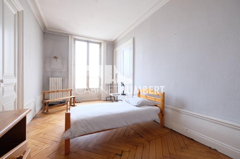 Appartement - 152 m² - 5 pièces