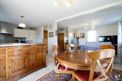 Maison traditionnelle - 113 m² - 4 pièces