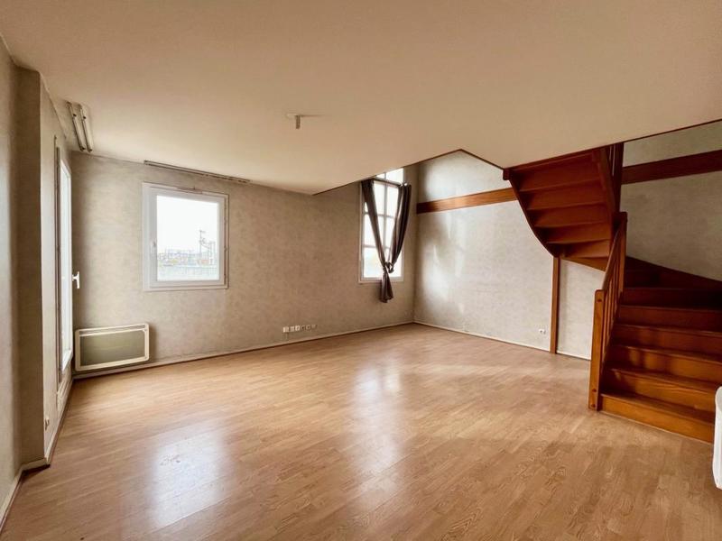 Appartement - 82 m² - 4 pièces