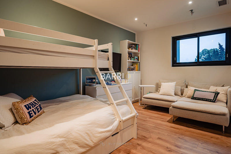 Villa - 145 m² - 5 pièces