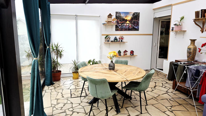 Maison - 130 m² - 6 pièces