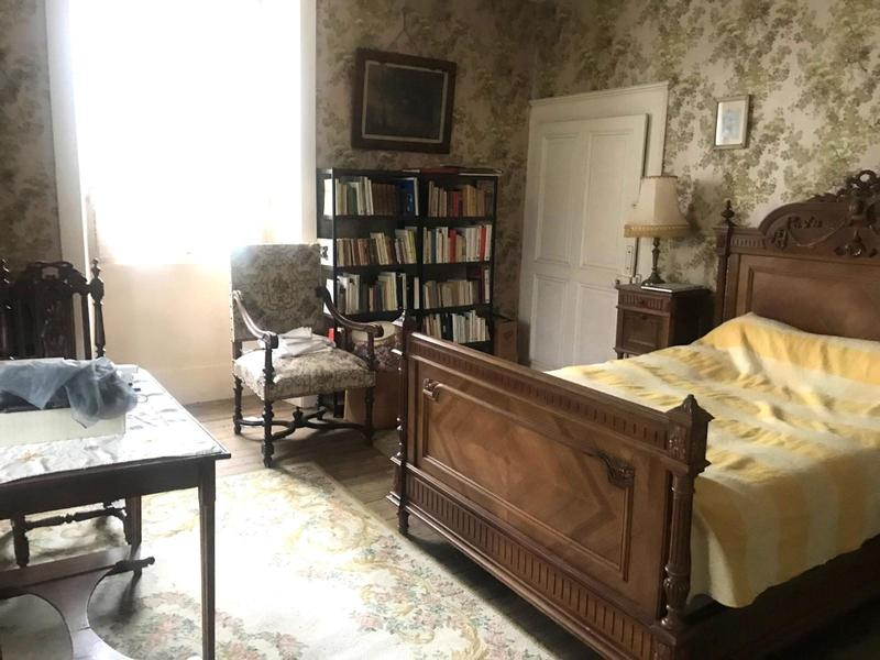 Maison - 216 m² - 6 pièces