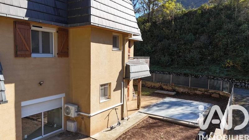 Maison - 118 m² - 6 pièces