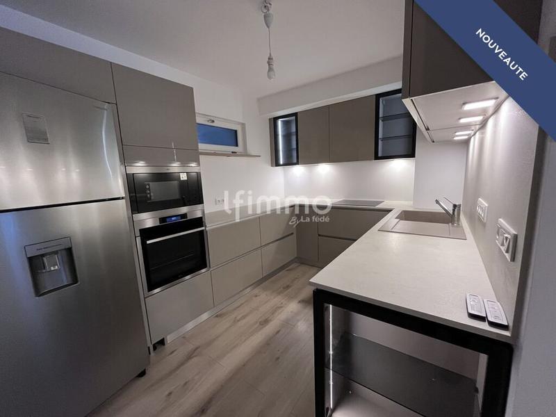 Appartement - 90 m² - 4 pièces