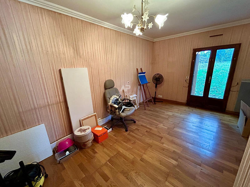 Maison - 140 m² - 7 pièces