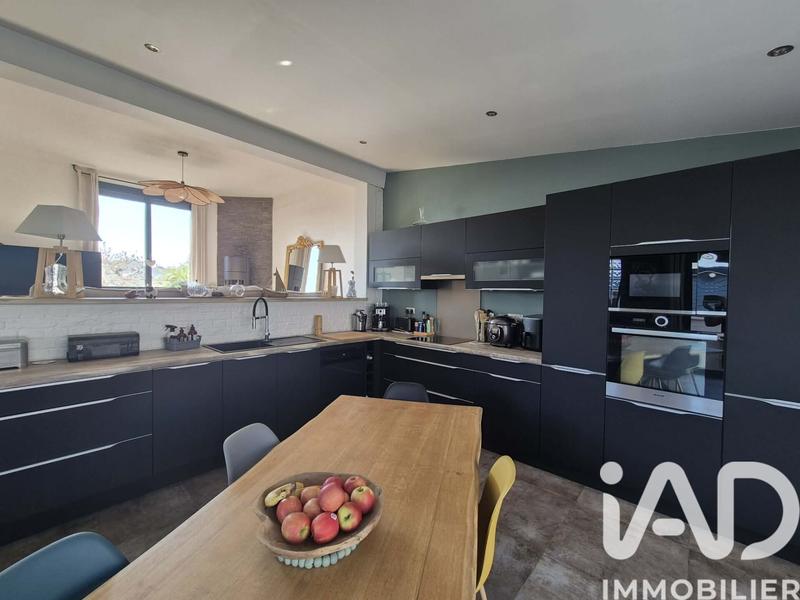 Maison - 105 m² - 5 pièces