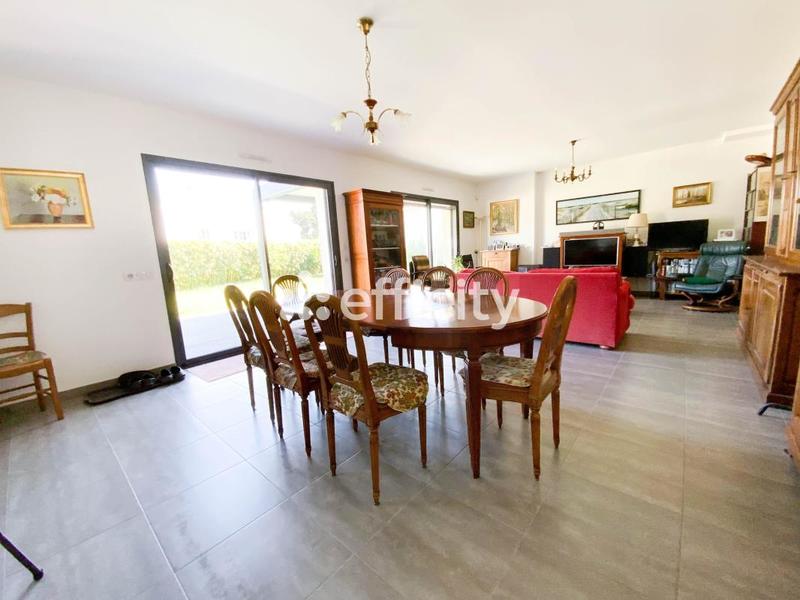 Maison - 123 m² - 4 pièces