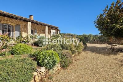 Mas - 200 m² - 6 pièces