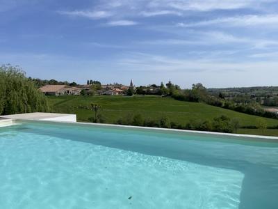 Maison contemporaine - 184 m² - 6 pièces