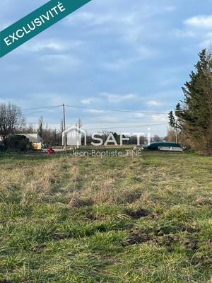 Terrain - 1 300 m²
