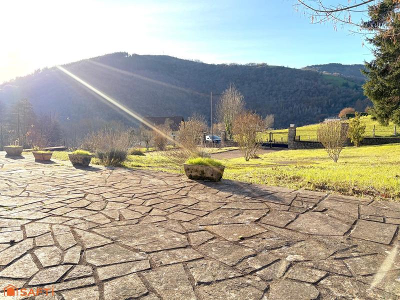 Maison - 145 m² - 5 pièces