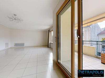 Appartement - 130 m² - 4 pièces