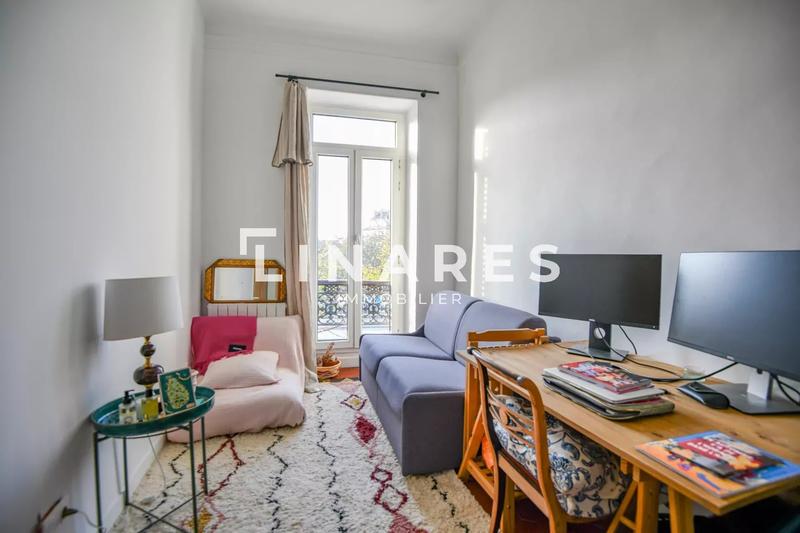 Appartement - 77 m² - 4 pièces