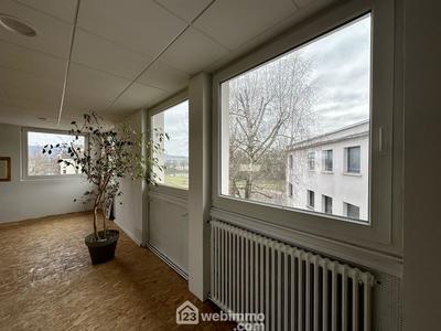 Bureau - 50 m² - 2 pièces