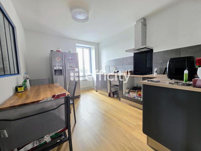 Longère - 385 m² - 15 pièces