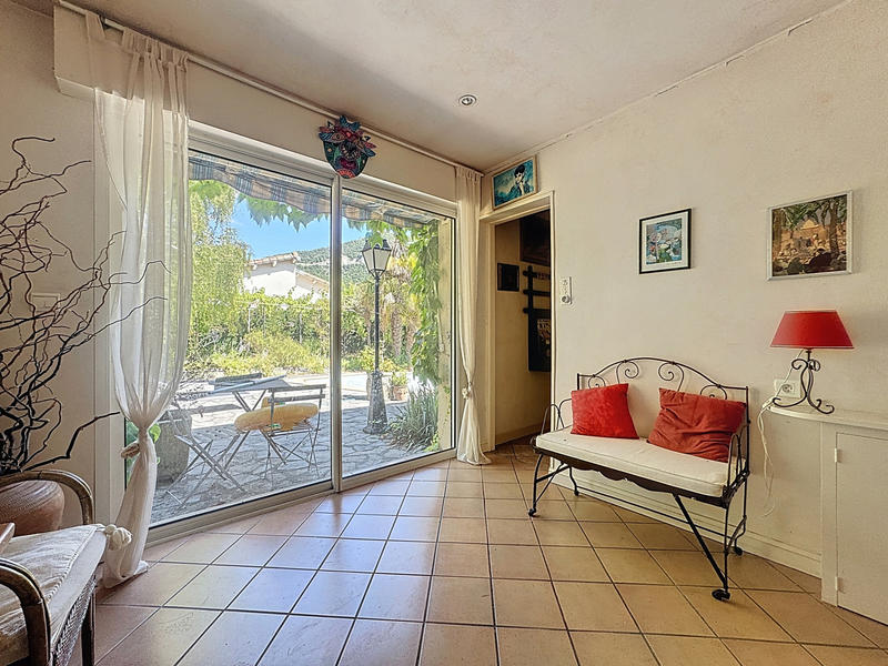 Maison - 146 m² - 6 pièces