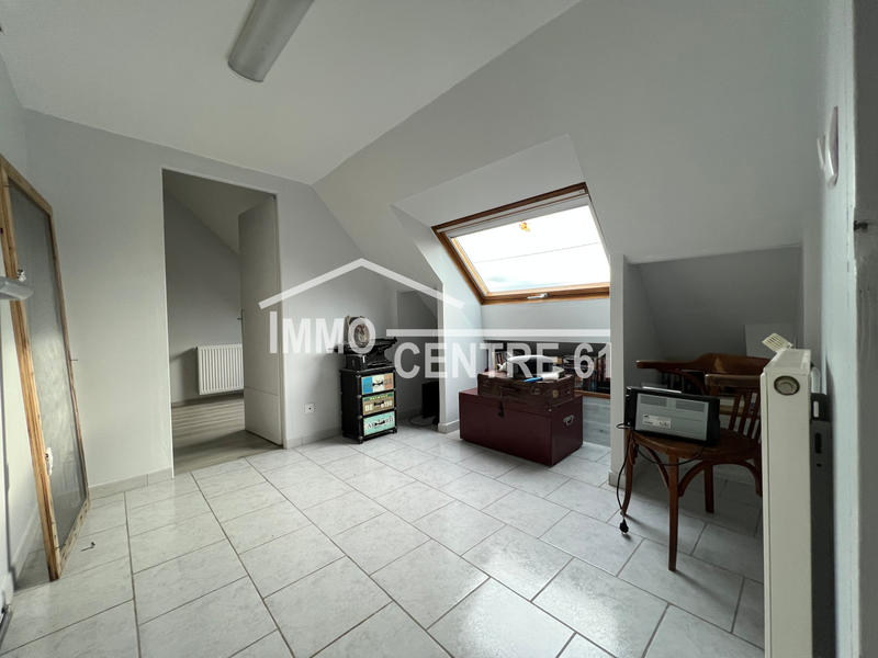 Maison - 101 m² - 6 pièces