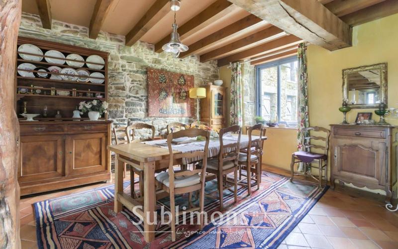 Longère - 270 m² - 8 pièces