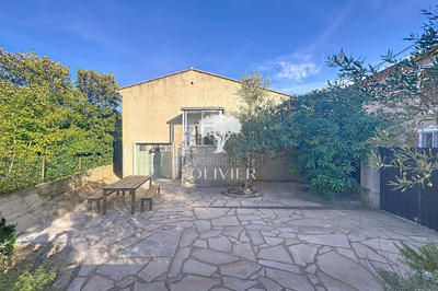 Maison de ville - 85 m² - 5 pièces