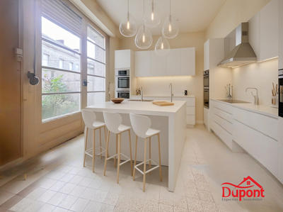 Maison - 85 m² - 5 pièces