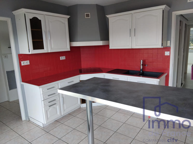 Appartement - 77 m² - 5 pièces