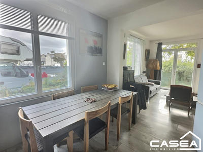 Maison - 102 m² - 5 pièces