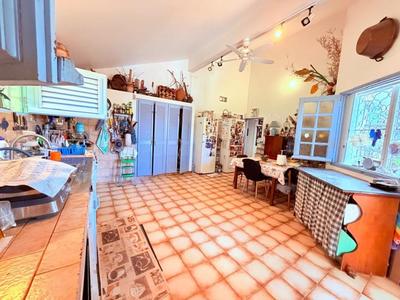 Villa - 208 m² - 6 pièces