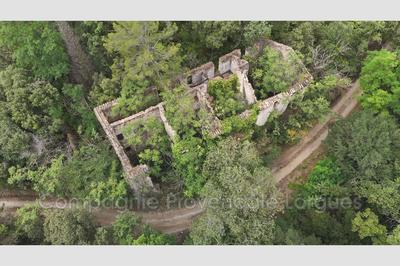 Propriété - 250 m² - 10 pièces