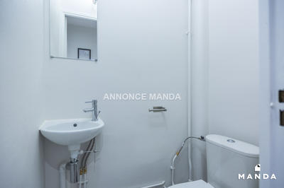 Chambre - 9 m² - 5 pièces