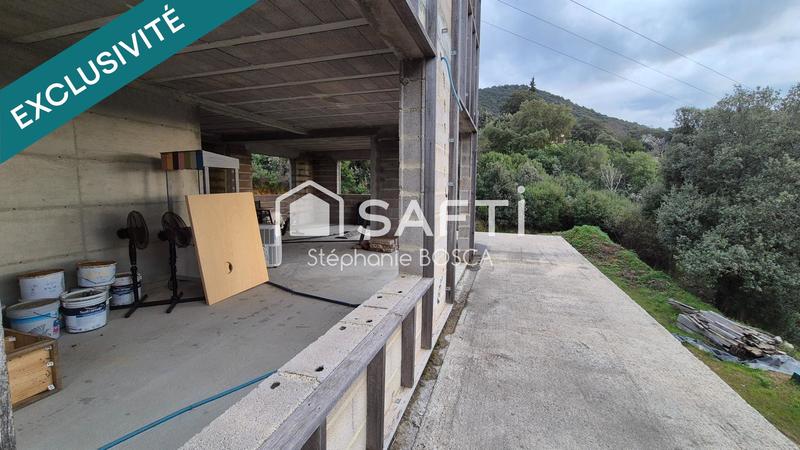 Maison - 220 m² - 6 pièces