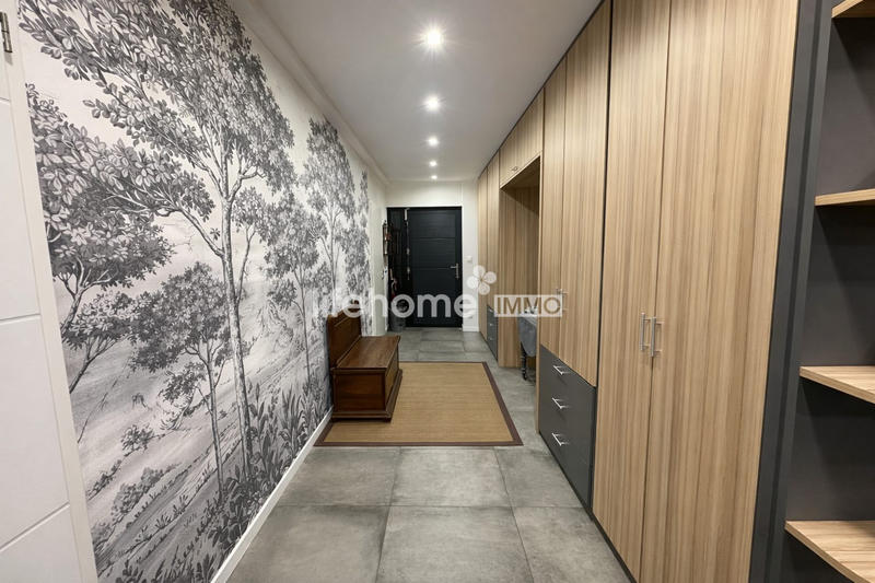 Maison - 145 m² - 4 pièces