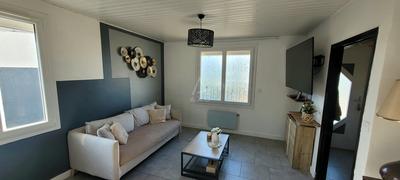 Maison - 99 m² - 5 pièces