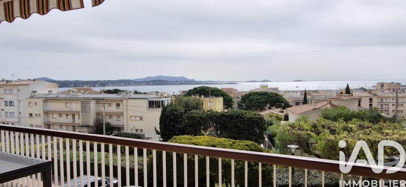 Appartement - 94 m² - 4 pièces