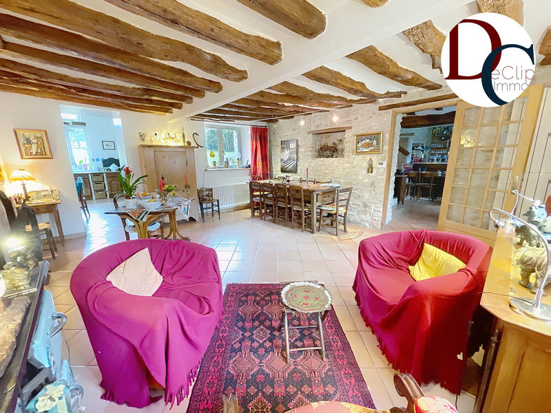 Maison - 226 m² - 8 pièces