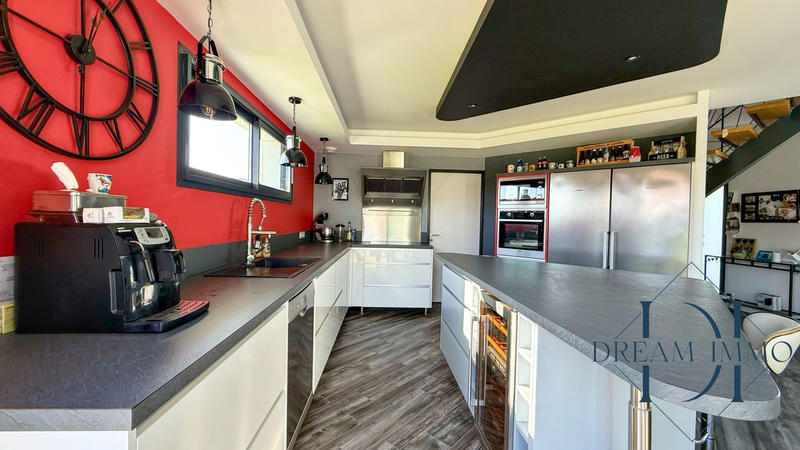 Maison contemporaine - 162 m² - 6 pièces