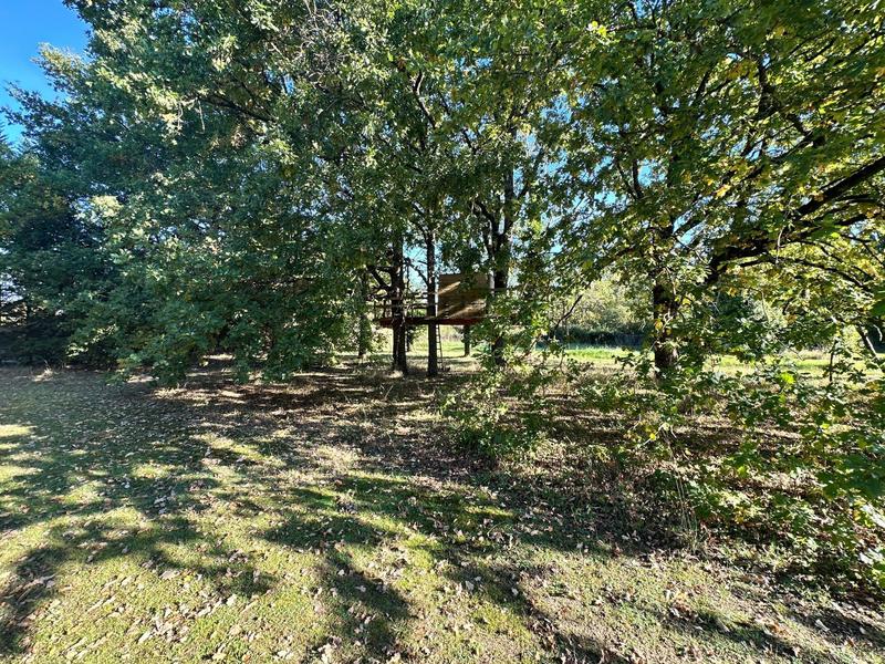 Maison - 250 m² - 10 pièces